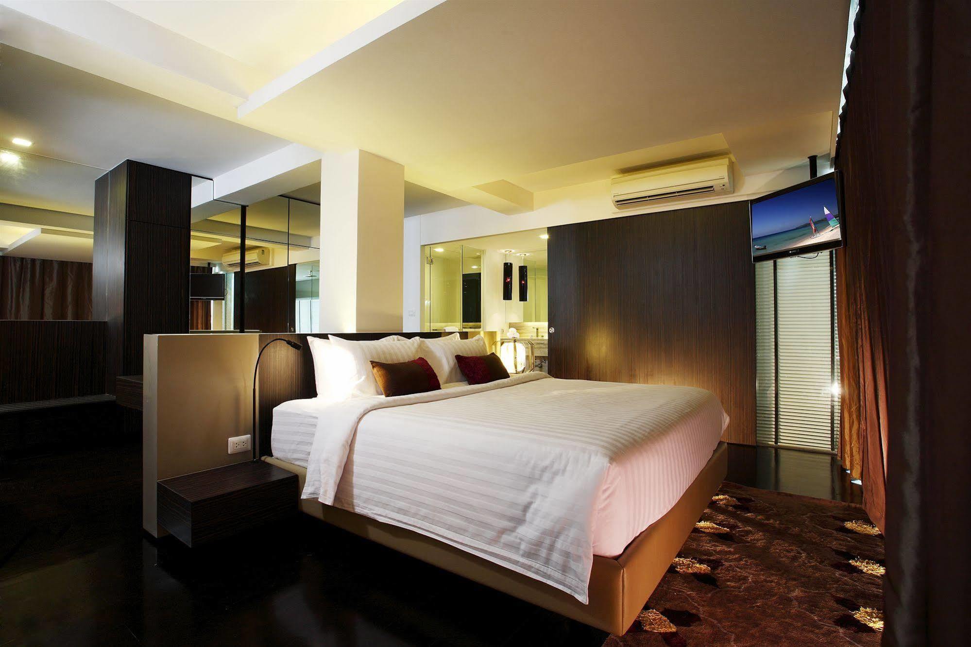 B - Lay Tong Resort Phuket Chambre photo